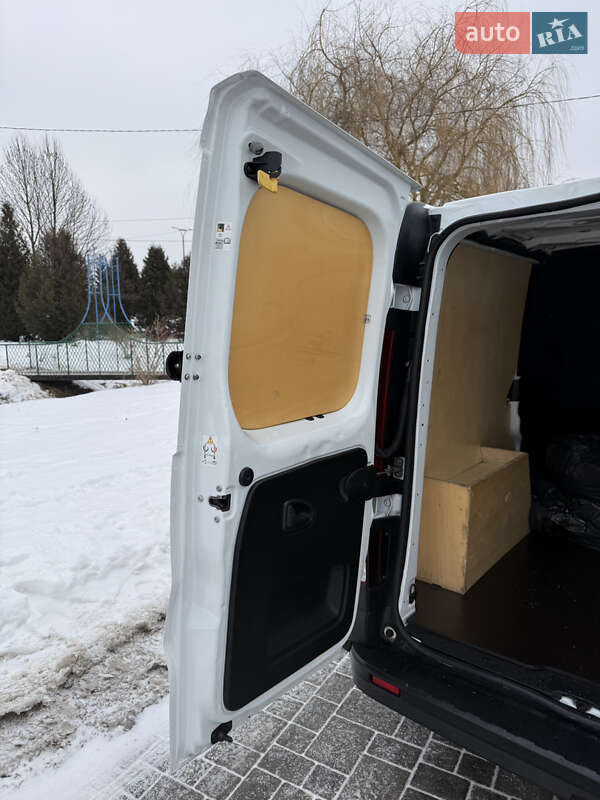 Мінівен Renault Trafic 2021 в Рівному