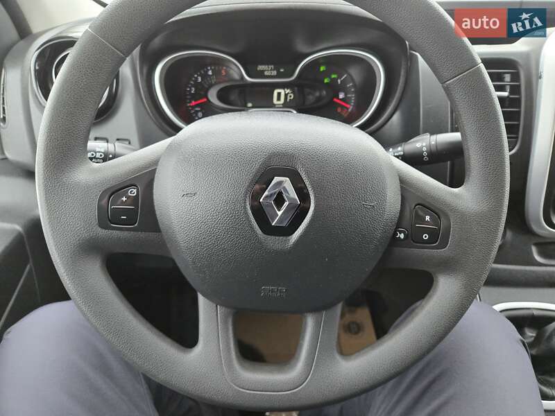 Вантажопасажирський фургон Renault Trafic 2020 в Луцьку