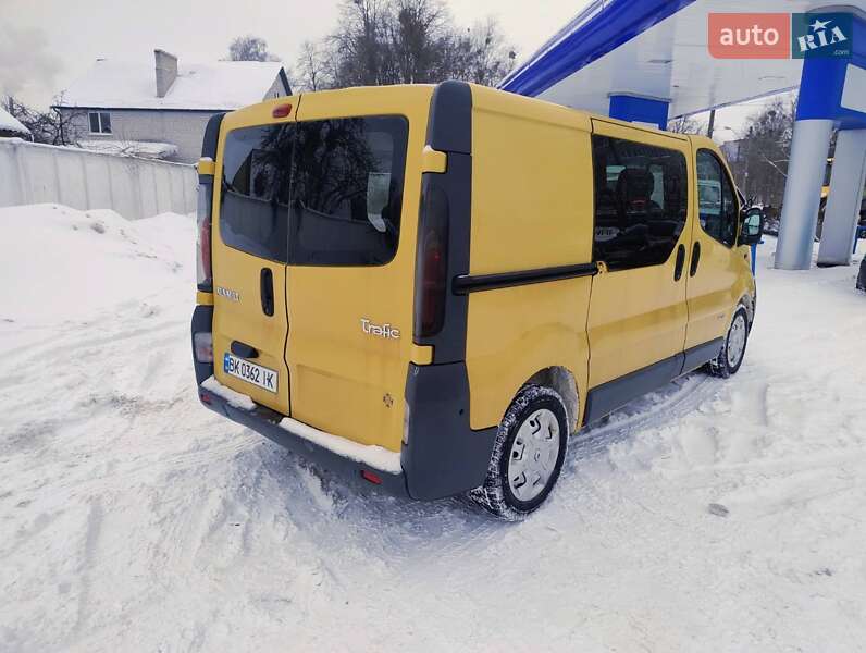 Мінівен Renault Trafic 2003 в Житомирі