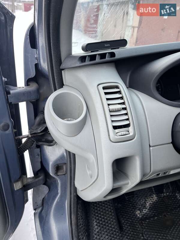 Вантажний фургон Renault Trafic 2013 в Києві