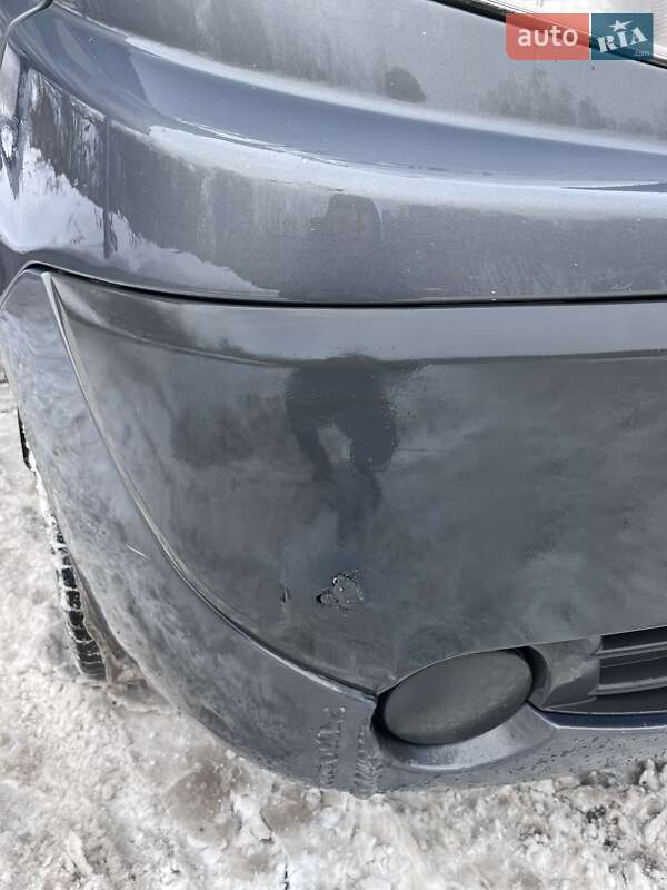 Вантажний фургон Renault Trafic 2013 в Києві