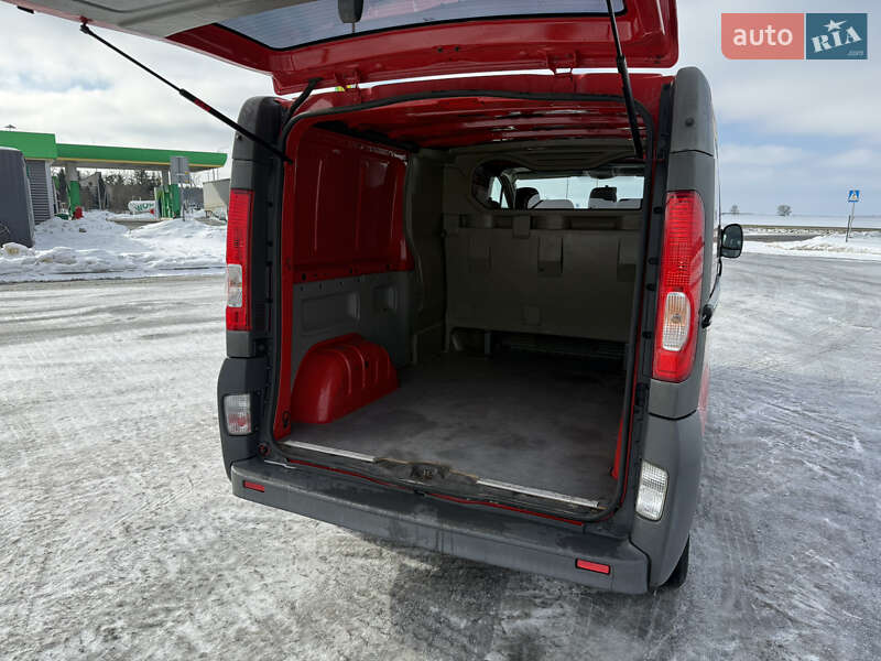 Мінівен Renault Trafic 2012 в Радивиліві