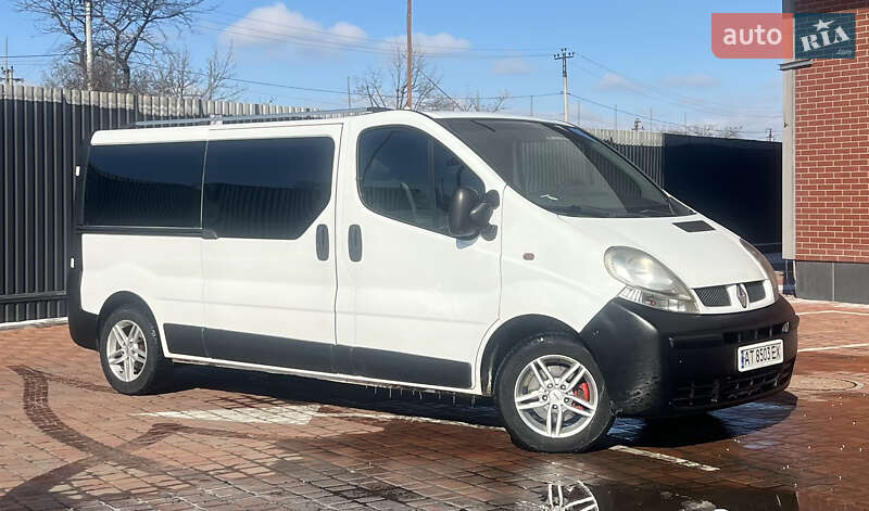 Мінівен Renault Trafic 2006 в Одесі