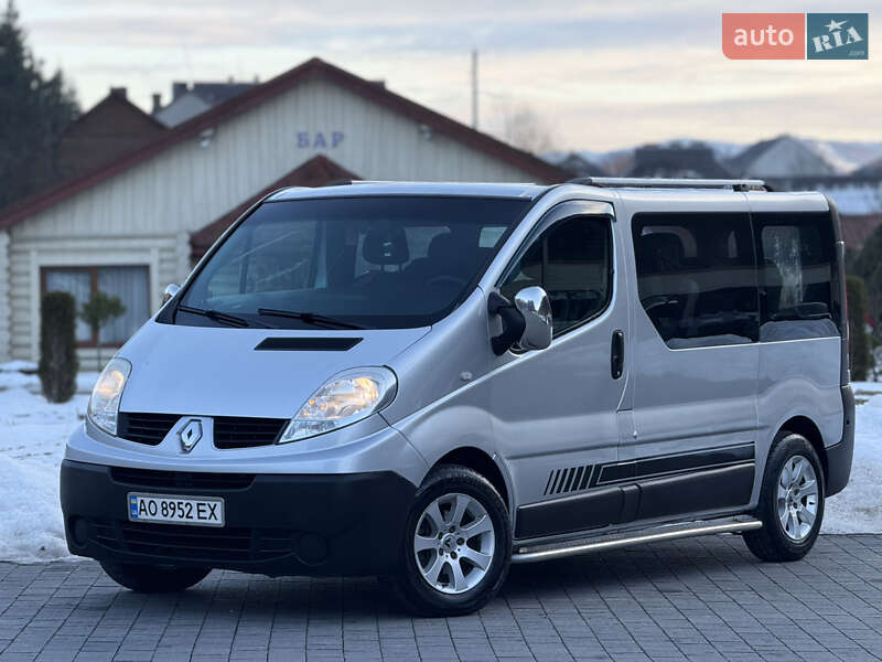 Минивэн Renault Trafic 2007 в Межгорье