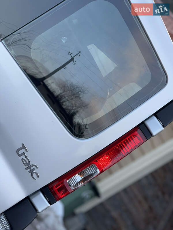 Минивэн Renault Trafic 2007 в Межгорье