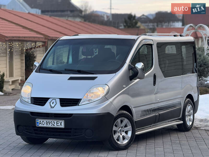 Минивэн Renault Trafic 2007 в Межгорье