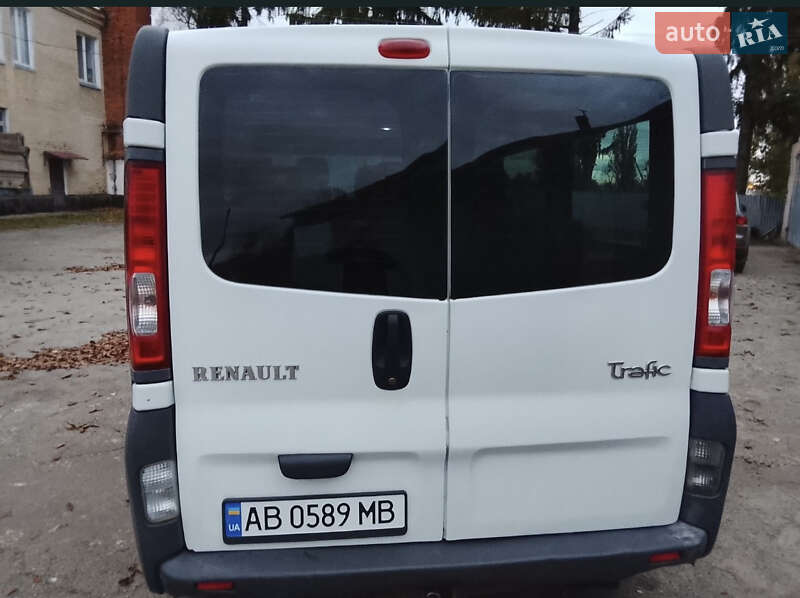Мінівен Renault Trafic 2005 в Летичіві фото 8 Мінівен Renault Trafic 2005 в Летичіві