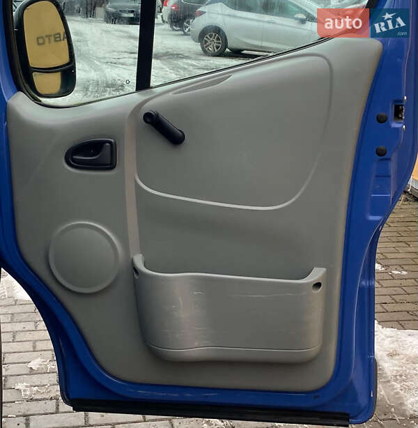 Минивэн Renault Trafic 2008 в Ровно фото 15 Минивэн Renault Trafic 2008 в Ровно