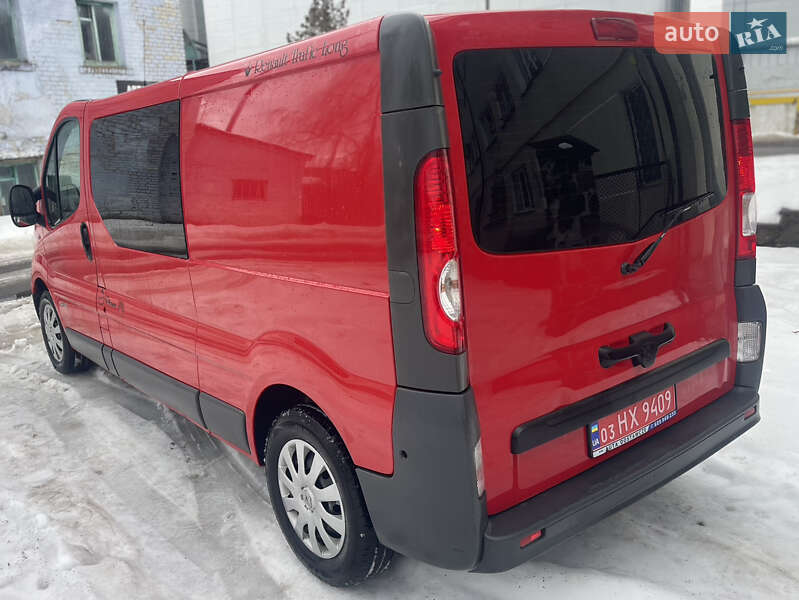 Мінівен Renault Trafic 2012 в Бродах