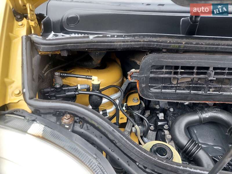 Мінівен Renault Trafic 2007 в Львові