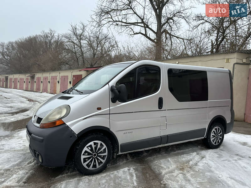 Мінівен Renault Trafic 2003 в Кам'янець-Подільському фото 6 Мінівен Renault Trafic 2003 в Кам'янець-Подільському
