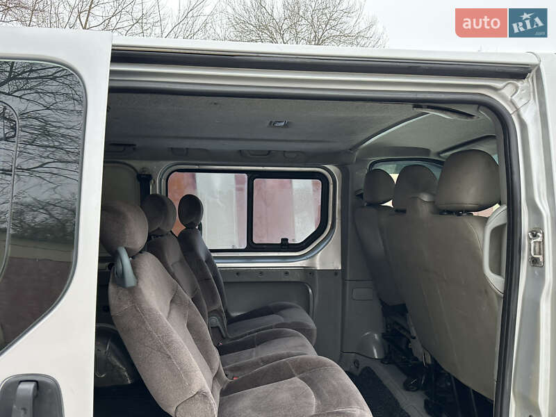 Мінівен Renault Trafic 2003 в Кам'янець-Подільському фото 28 Мінівен Renault Trafic 2003 в Кам'янець-Подільському