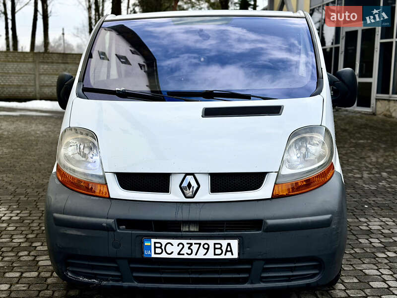 Минивэн Renault Trafic 2004 в Львове