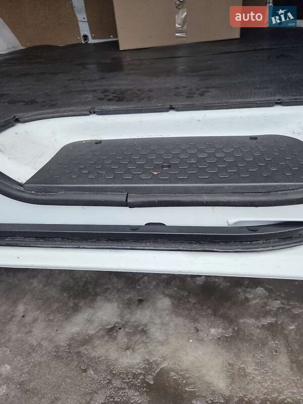 Микроавтобус грузовой (до 3,5т) Renault Trafic 2018 в Броварах фото 24 Микроавтобус грузовой (до 3,5т) Renault Trafic 2018 в Броварах