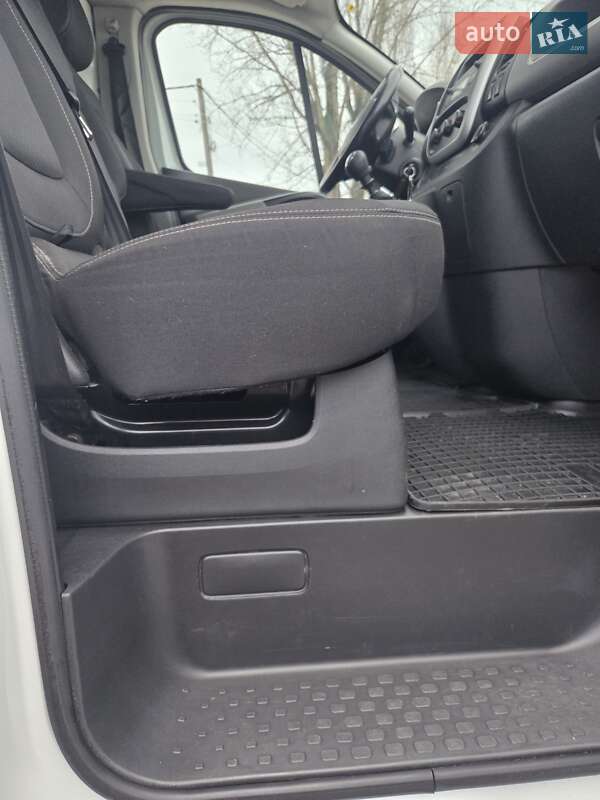 Микроавтобус грузовой (до 3,5т) Renault Trafic 2018 в Броварах фото 29 Микроавтобус грузовой (до 3,5т) Renault Trafic 2018 в Броварах