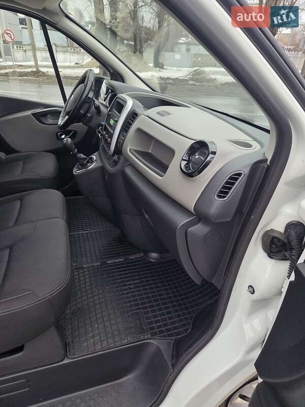 Микроавтобус грузовой (до 3,5т) Renault Trafic 2018 в Броварах фото 42 Микроавтобус грузовой (до 3,5т) Renault Trafic 2018 в Броварах