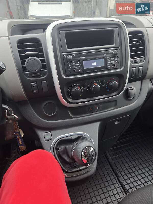 Микроавтобус грузовой (до 3,5т) Renault Trafic 2018 в Броварах фото 47 Микроавтобус грузовой (до 3,5т) Renault Trafic 2018 в Броварах