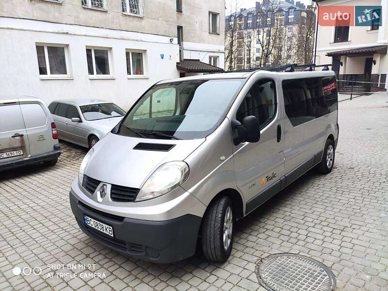Мінівен Renault Trafic 2009 в Львові фото 12 Мінівен Renault Trafic 2009 в Львові