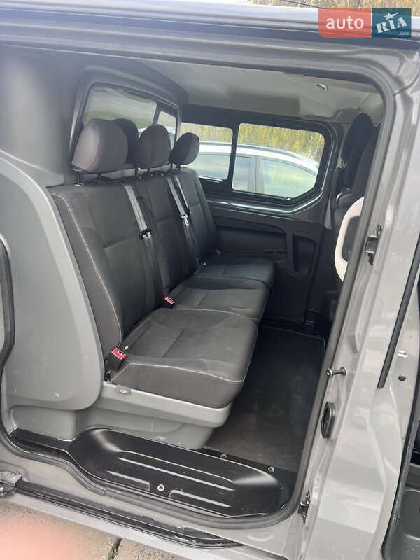 Вантажопасажирський фургон Renault Trafic 2018 в Трускавці