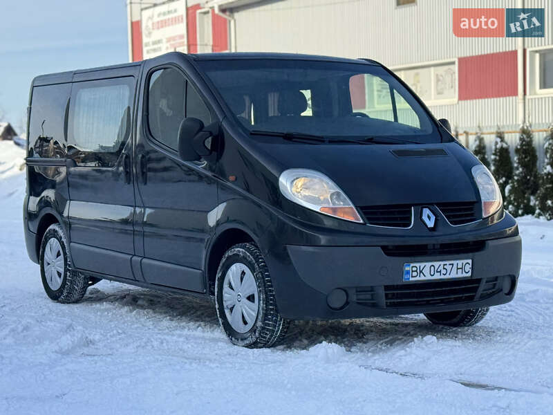 Минивэн Renault Trafic 2008 в Луцке
