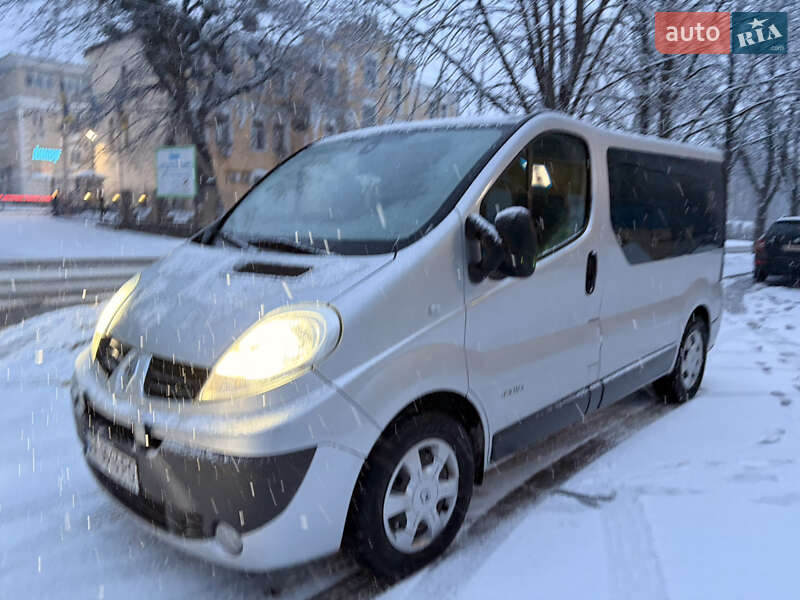 Мінівен Renault Trafic 2010 в Києві