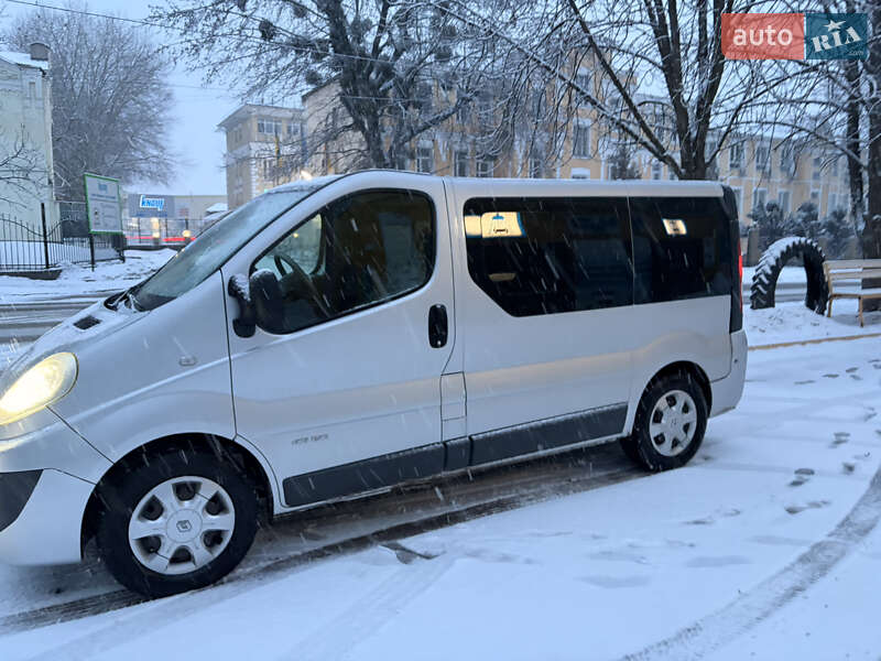 Мінівен Renault Trafic 2010 в Києві