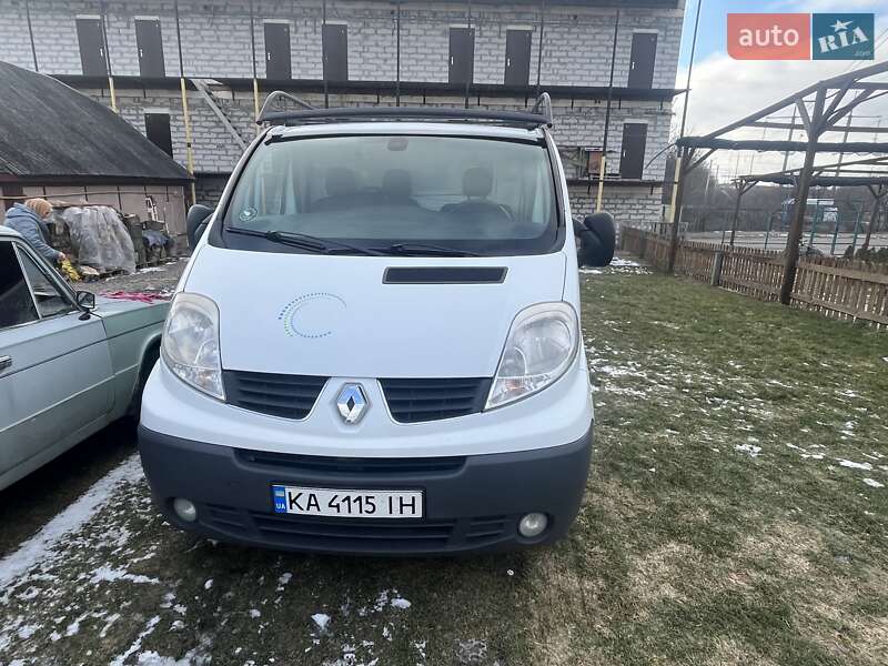 Вантажний фургон Renault Trafic 2013 в Білогородці