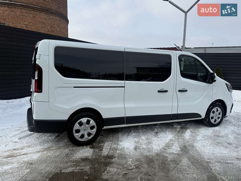 Минивэн Renault Trafic 2023 в Ивано-Франковске