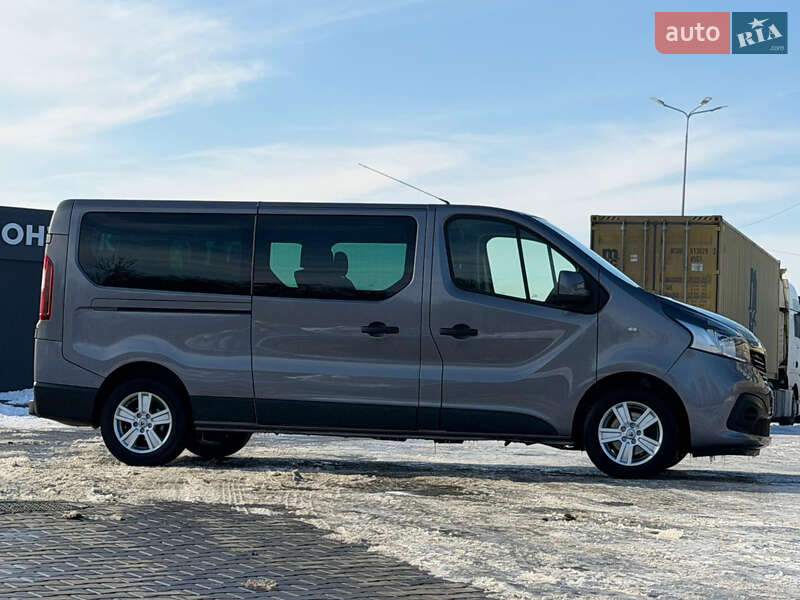 Минивэн Renault Trafic 2018 в Луцке