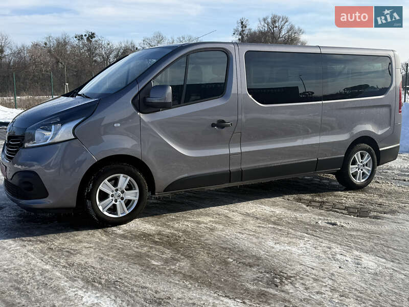 Минивэн Renault Trafic 2018 в Луцке
