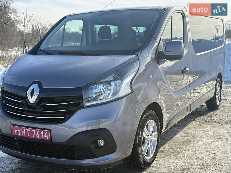 Минивэн Renault Trafic 2018 в Луцке