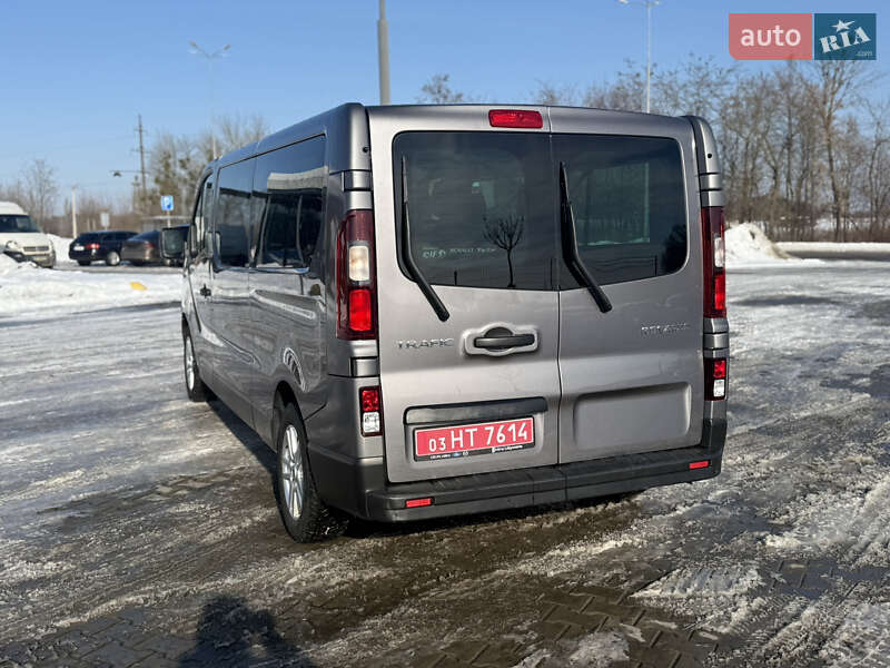 Минивэн Renault Trafic 2018 в Луцке