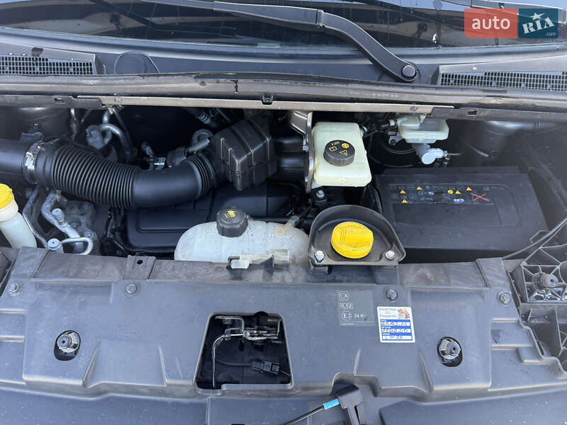 Минивэн Renault Trafic 2018 в Луцке