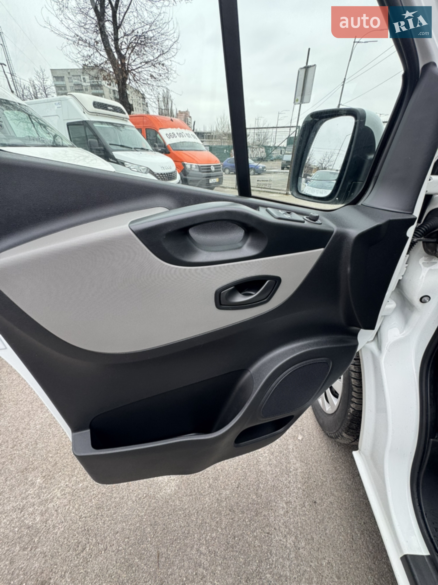 2018 Renault Trafic - мініатюра 11