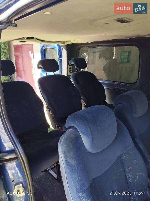 Минивэн Renault Trafic 2004 в Львове