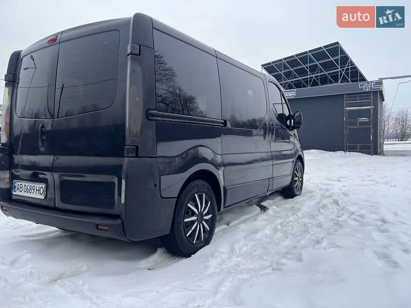 Минивэн Renault Trafic 2001 в Баре