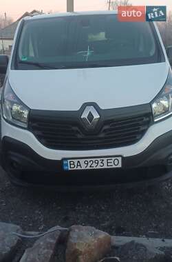 Грузовой фургон Renault Trafic 2017 в Гайвороне