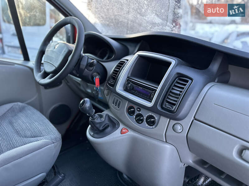 Минивэн Renault Trafic 2013 в Ровно