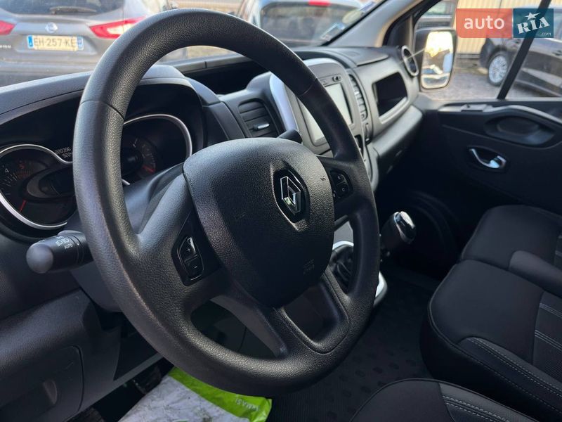 Мінівен Renault Trafic 2021 в Дубні