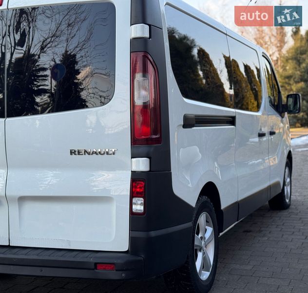 Минивэн Renault Trafic 2018 в Сарнах
