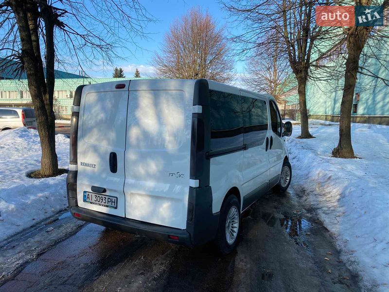 Мінівен Renault Trafic 2004 в Житомирі