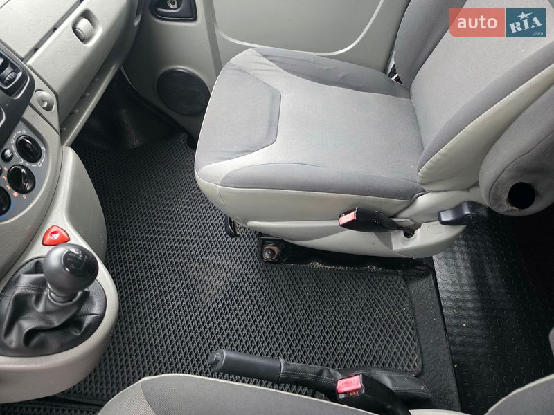 Мінівен Renault Trafic 2008 в Запоріжжі