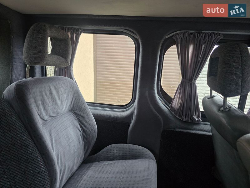 Мінівен Renault Trafic 2008 в Запоріжжі