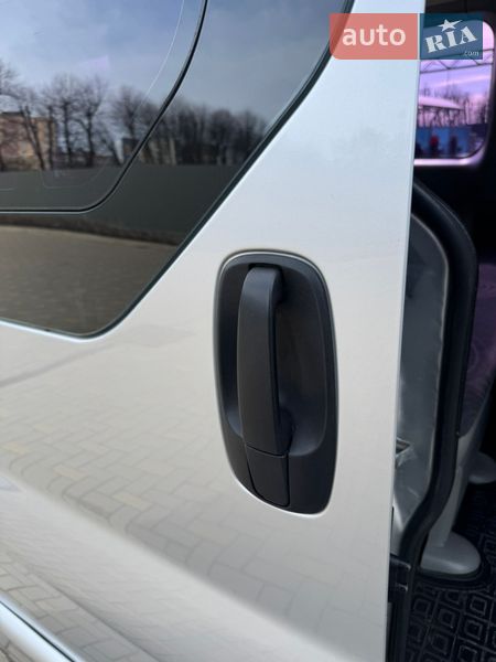 Минивэн Renault Trafic 2009 в Шаргороде