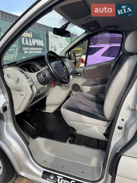 Минивэн Renault Trafic 2009 в Шаргороде