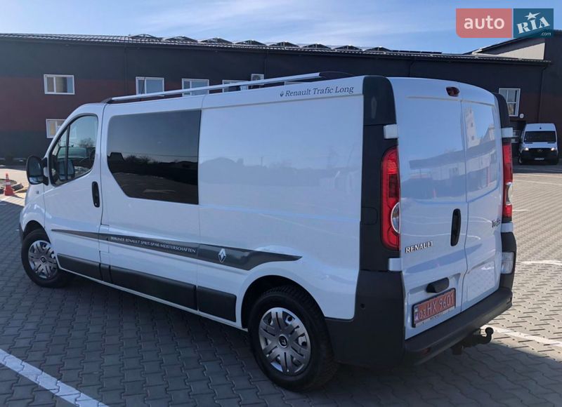Минивэн Renault Trafic 2014 в Дубно