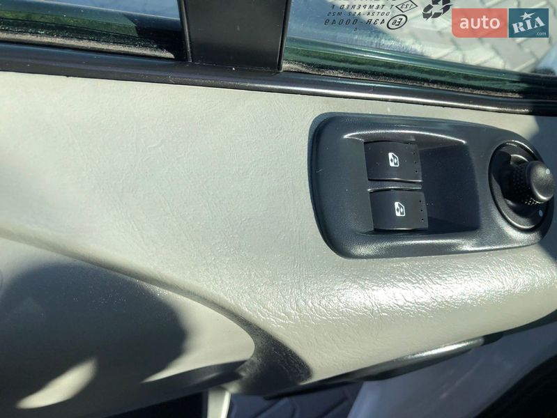 Минивэн Renault Trafic 2014 в Дубно