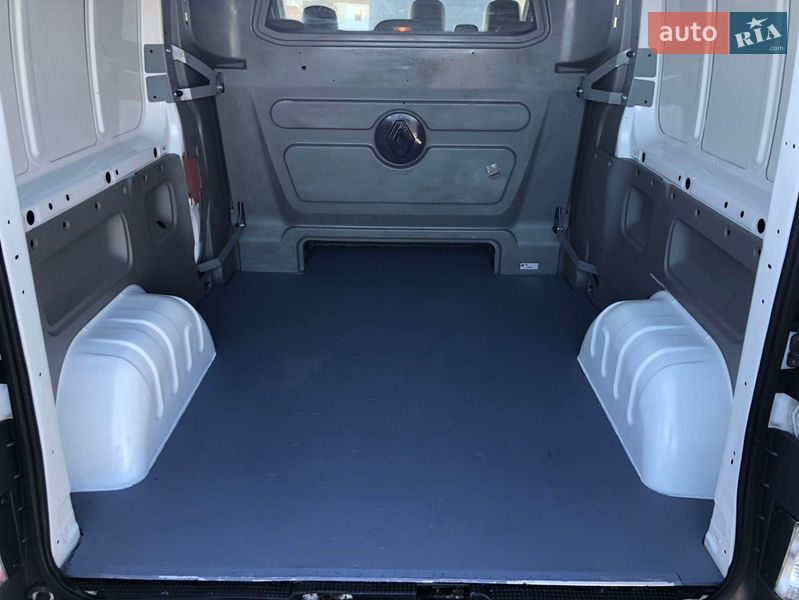 Минивэн Renault Trafic 2014 в Дубно