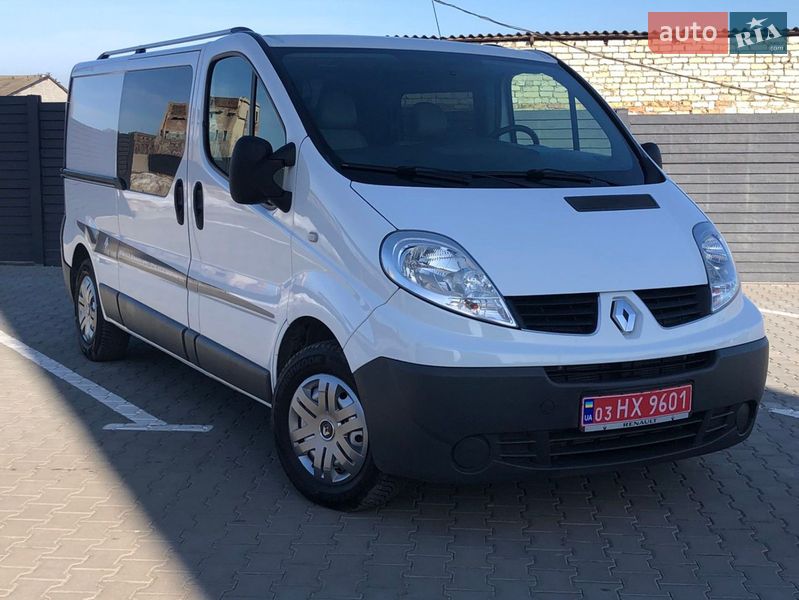Минивэн Renault Trafic 2014 в Дубно