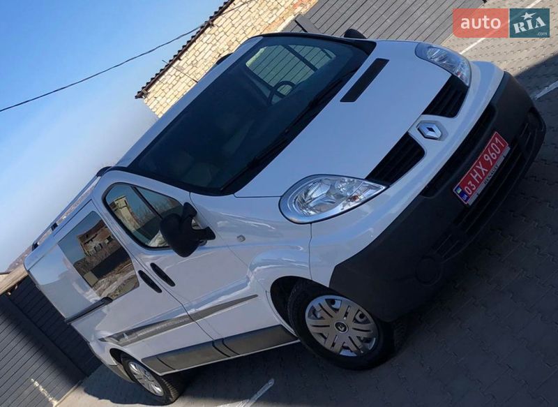 Минивэн Renault Trafic 2014 в Дубно